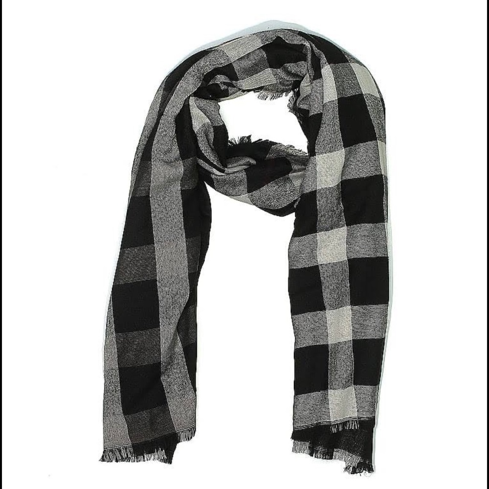 Buffalo Black and White Blanket Oversized Scarf